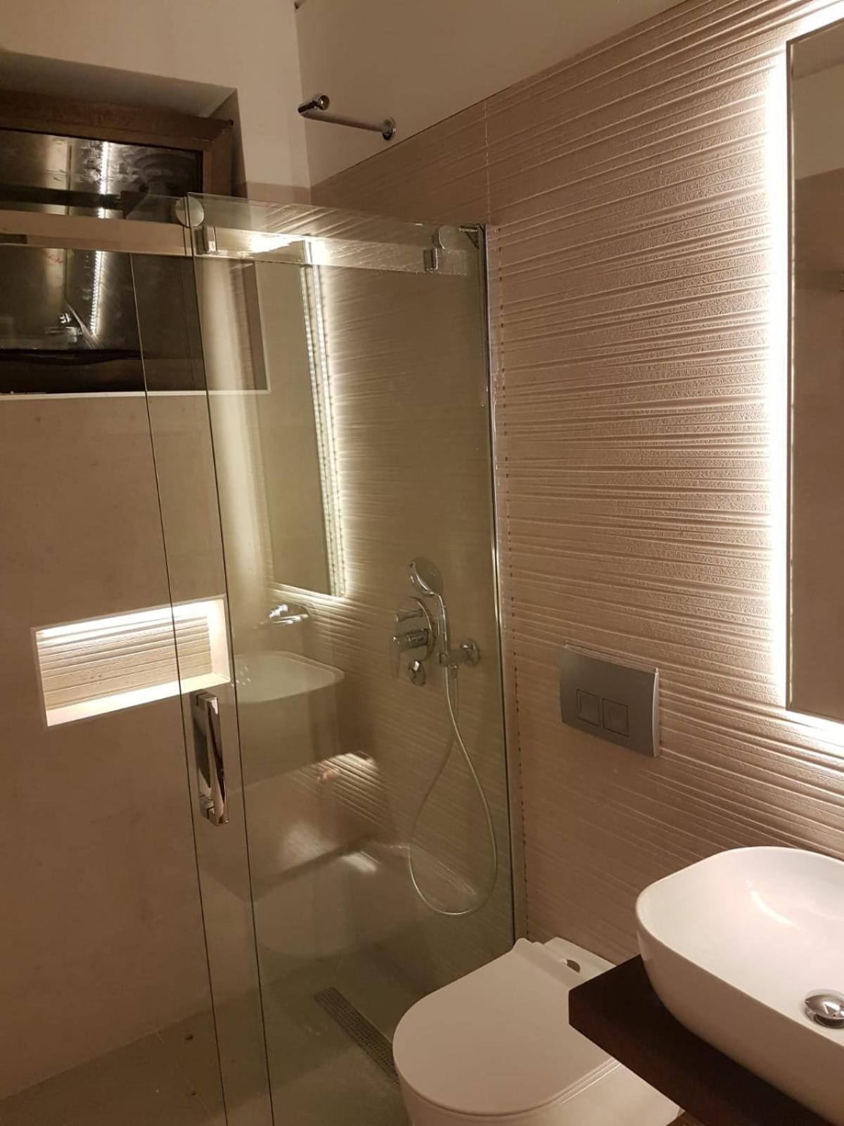 Golden View Luxury Apartment Maslinica Eksteriør bilde